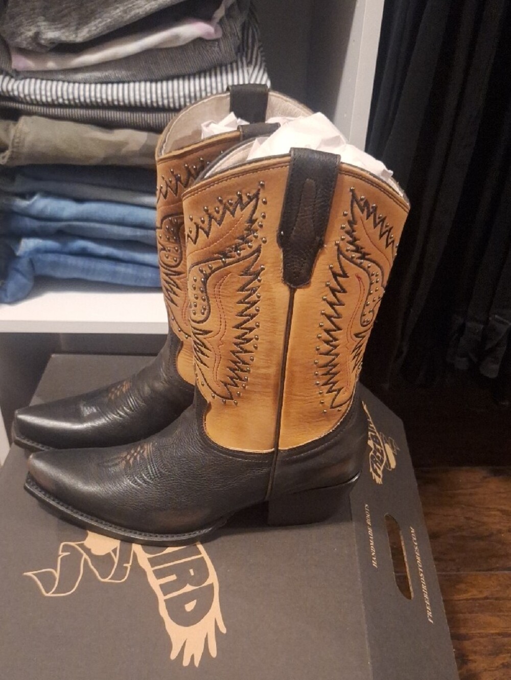 freebird Two-Tone Black & Tan Western Zip Boots - Picture 3 of 10